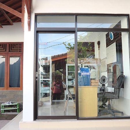 Malino Homestay Gili Trawangan Exterior photo