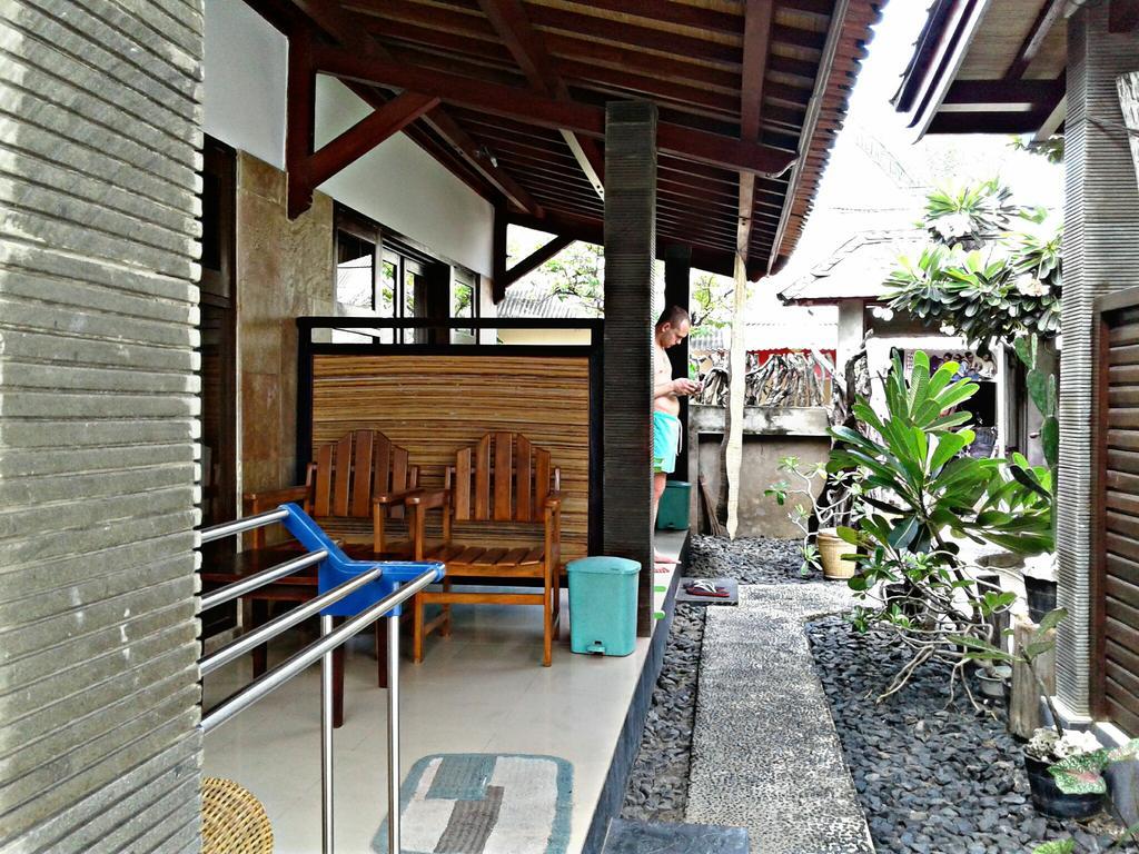 Malino Homestay Gili Trawangan Exterior photo