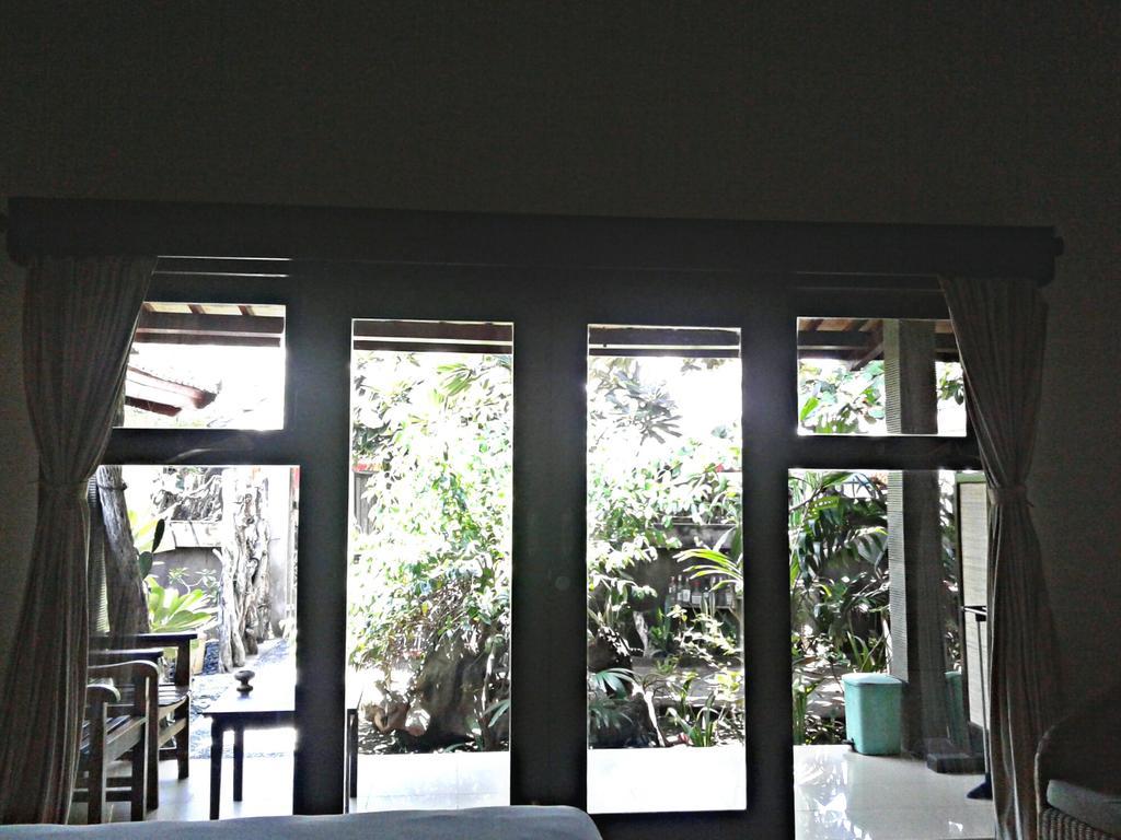 Malino Homestay Gili Trawangan Exterior photo
